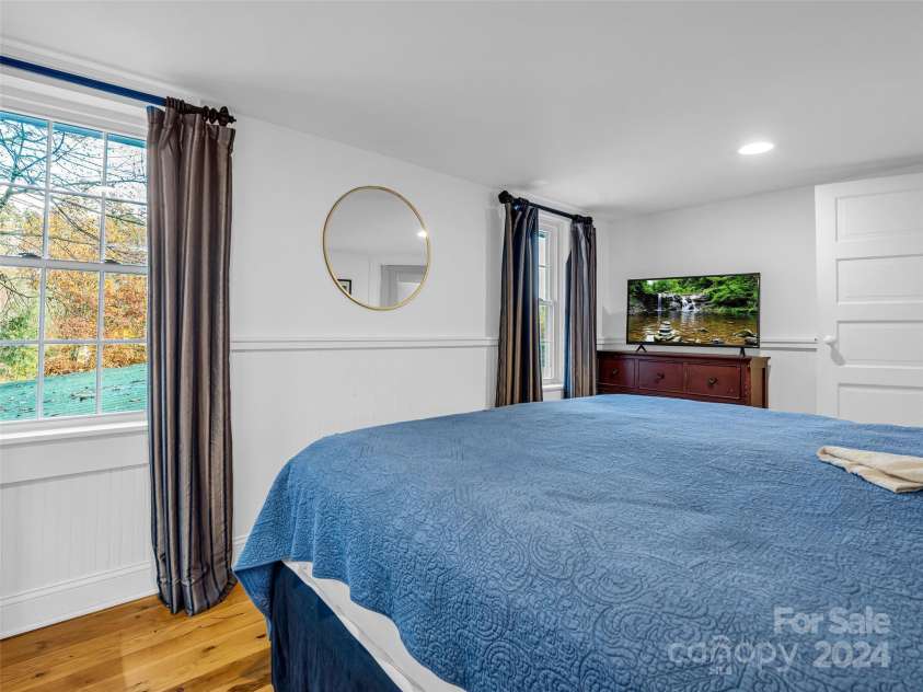 291 Tryon Bay Circle, Lake Lure, NC 28746.  MLS# CAR4202352, YatesRealty ID 4885. 