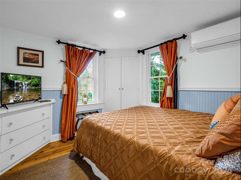 291 Tryon Bay Circle, Lake Lure, NC 28746.  MLS# CAR4202352, YatesRealty ID 4885. 