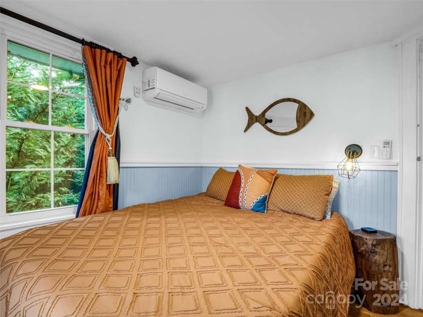 291 Tryon Bay Circle, Lake Lure, NC 28746.  MLS# CAR4202352, YatesRealty ID 4885. 