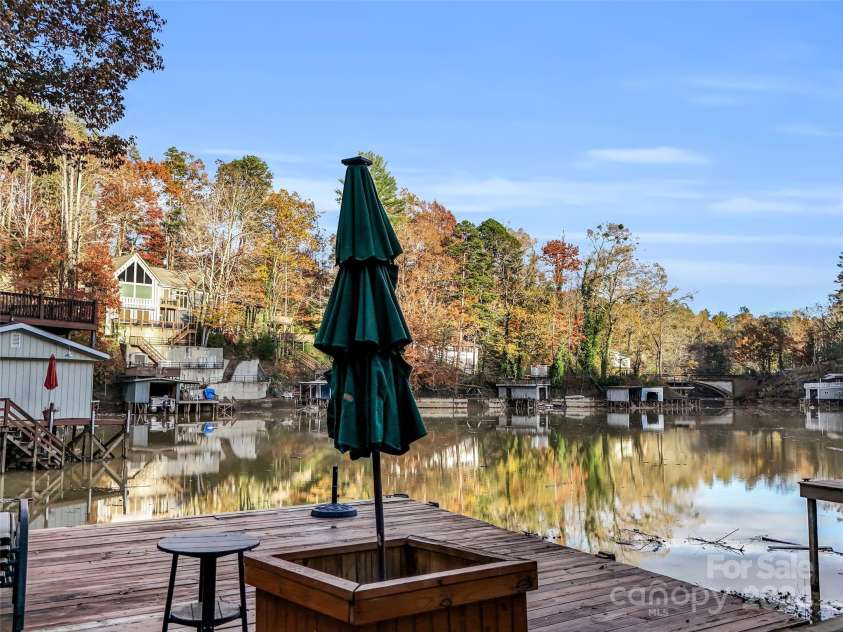291 Tryon Bay Circle, Lake Lure, NC 28746.  MLS# CAR4202352, YatesRealty ID 4885. 