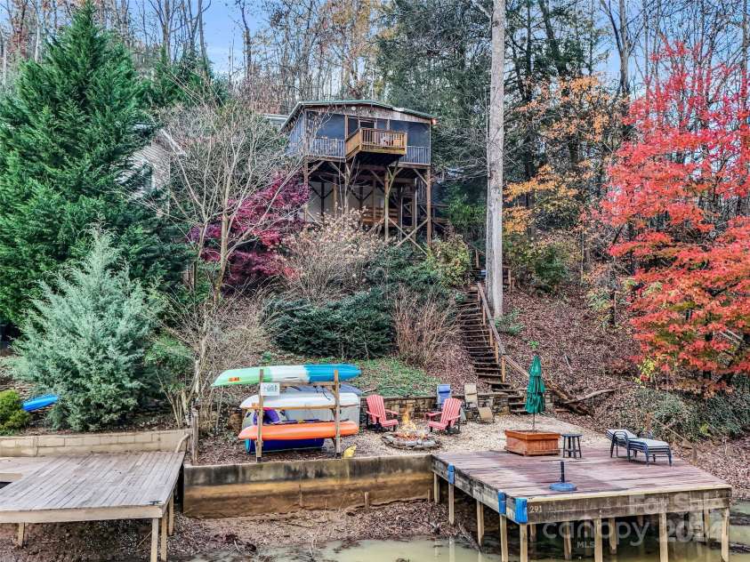 291 Tryon Bay Circle, Lake Lure, NC 28746.  MLS# CAR4202352, YatesRealty ID 4885. 
