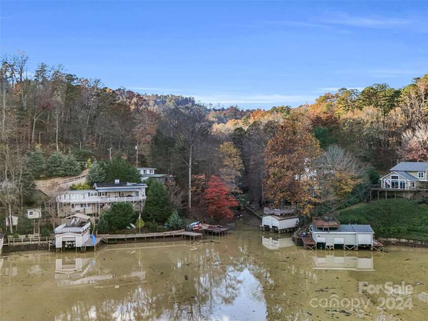 291 Tryon Bay Circle, Lake Lure, NC 28746.  MLS# CAR4202352, YatesRealty ID 4885. 