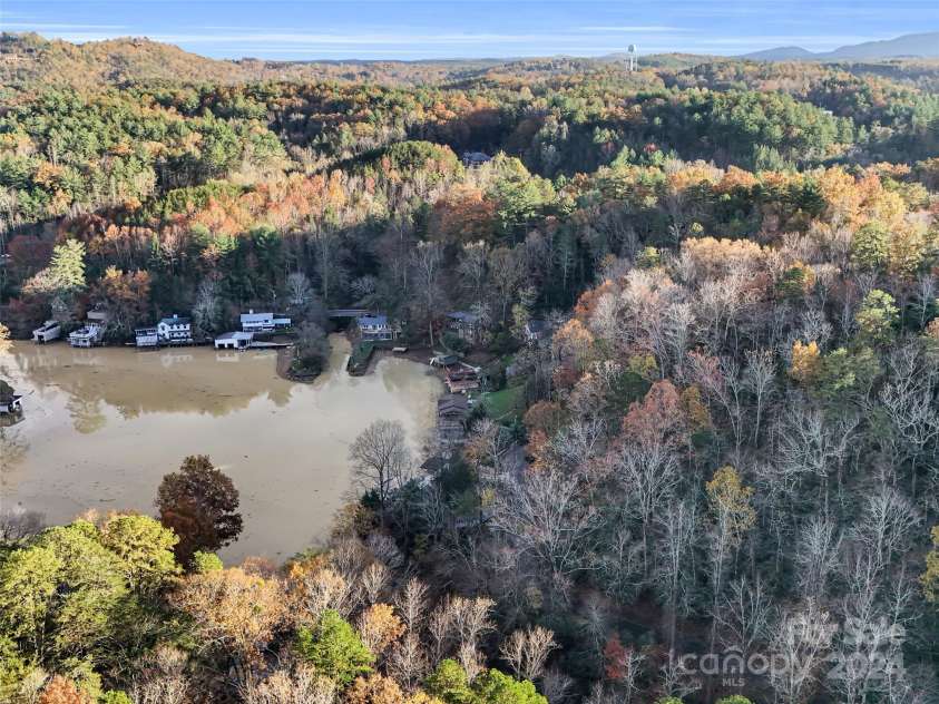 291 Tryon Bay Circle, Lake Lure, NC 28746.  MLS# CAR4202352, YatesRealty ID 4885. 