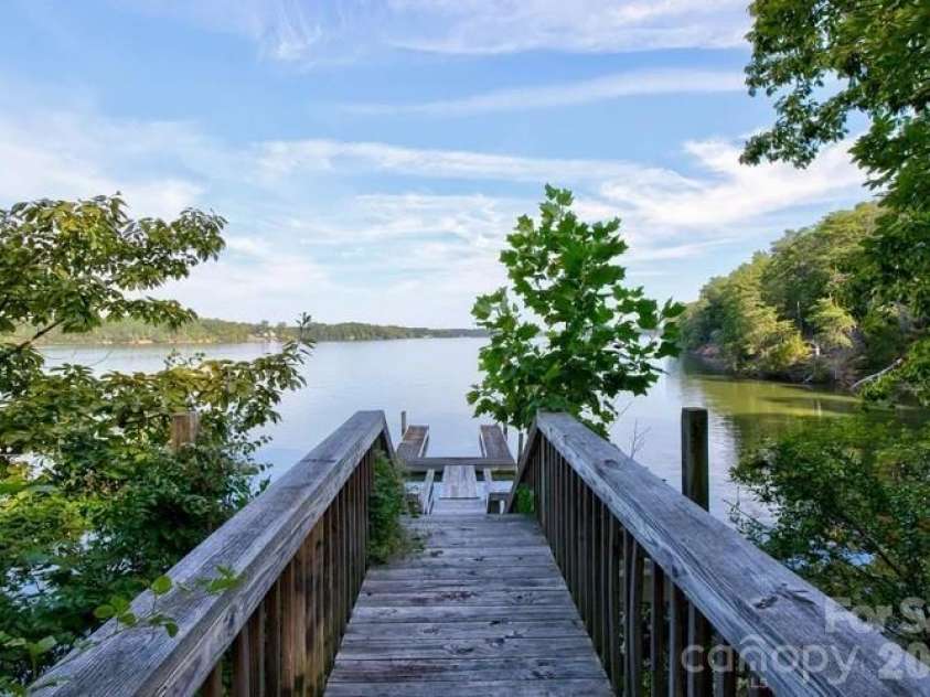 4223 Cedar Creek Road, Lancaster, SC 29720.  MLS# CAR4421483, YatesRealty ID 48851. 