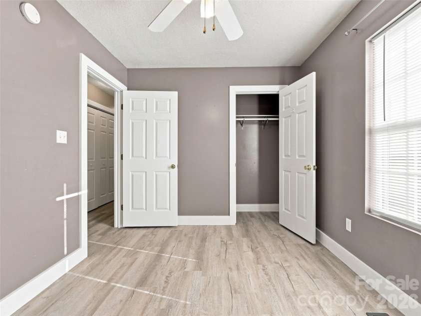 11 Brant Lane, Weaverville, NC 28787.  MLS# CAR4421295, YatesRealty ID 48852. 