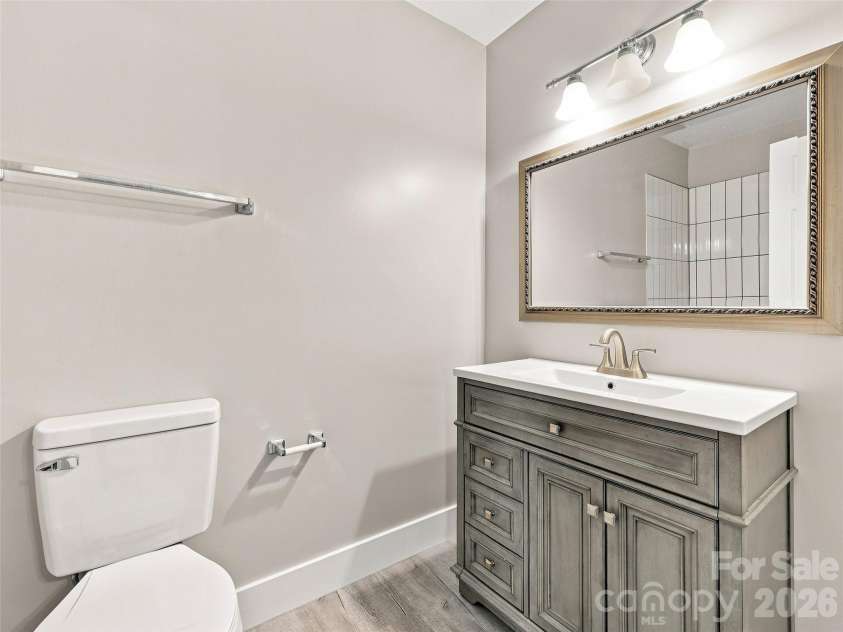 11 Brant Lane, Weaverville, NC 28787.  MLS# CAR4421295, YatesRealty ID 48852. 