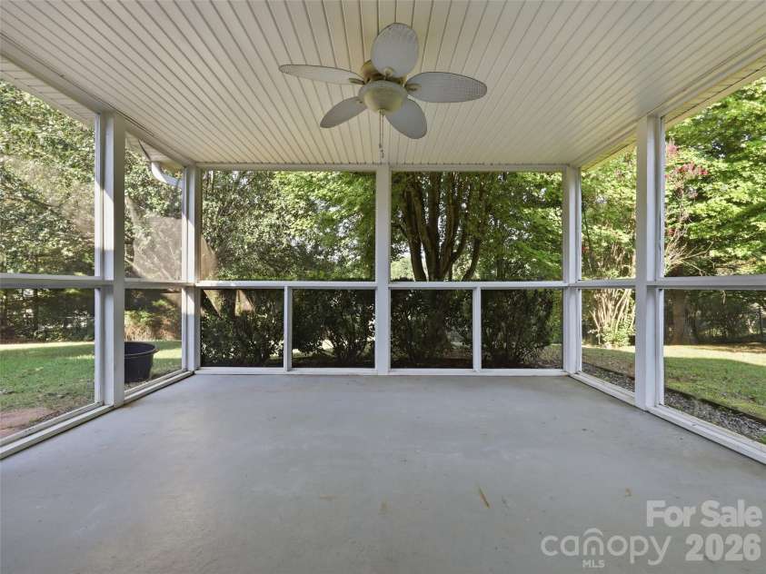 11 Brant Lane, Weaverville, NC 28787.  MLS# CAR4421295, YatesRealty ID 48852. 