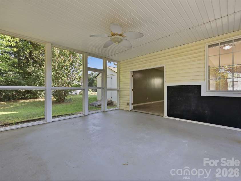 11 Brant Lane, Weaverville, NC 28787.  MLS# CAR4421295, YatesRealty ID 48852. 