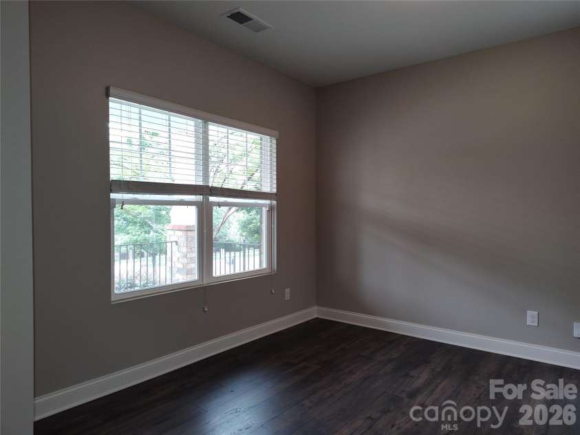9415 Segundo Lane, Charlotte, NC 28278.  MLS# CAR4421507, YatesRealty ID 48854. 
