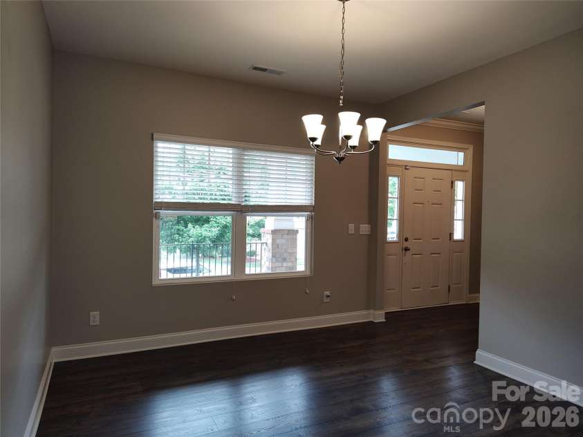 9415 Segundo Lane, Charlotte, NC 28278.  MLS# CAR4421507, YatesRealty ID 48854. 