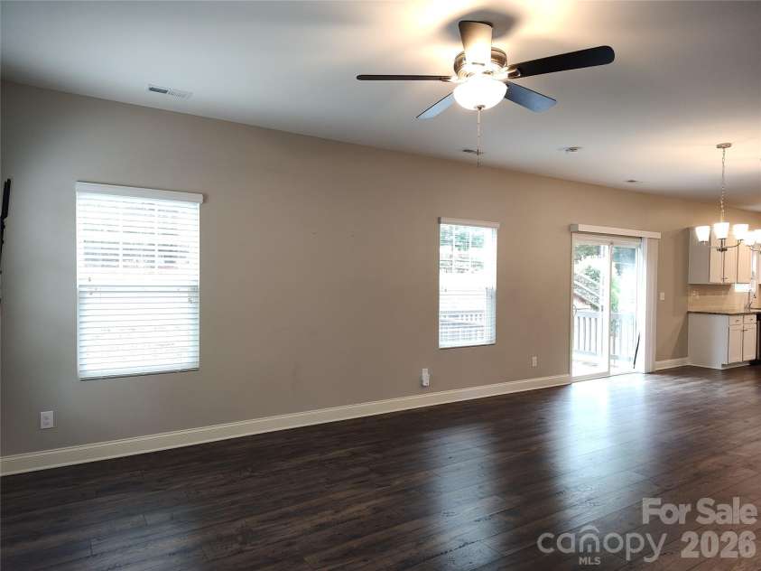 9415 Segundo Lane, Charlotte, NC 28278.  MLS# CAR4421507, YatesRealty ID 48854. 