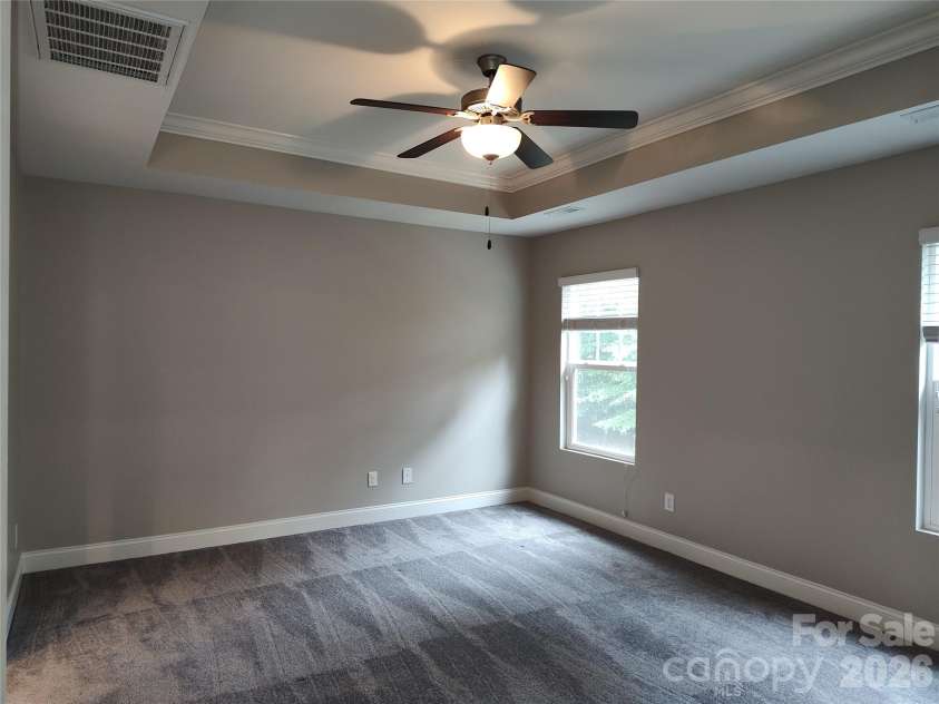 9415 Segundo Lane, Charlotte, NC 28278.  MLS# CAR4421507, YatesRealty ID 48854. 
