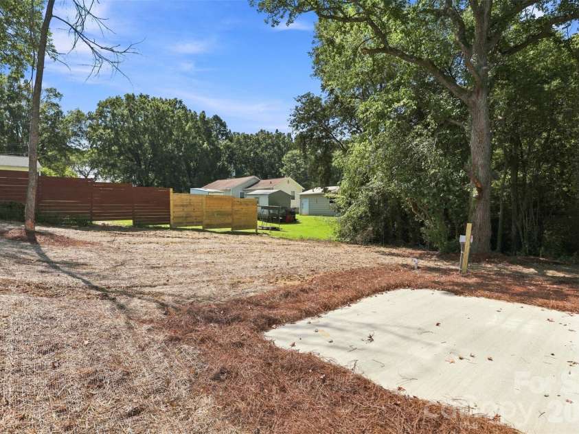 73 Lake Drive, Concord, NC 28027.  MLS# CAR4421143, YatesRealty ID 48856. 