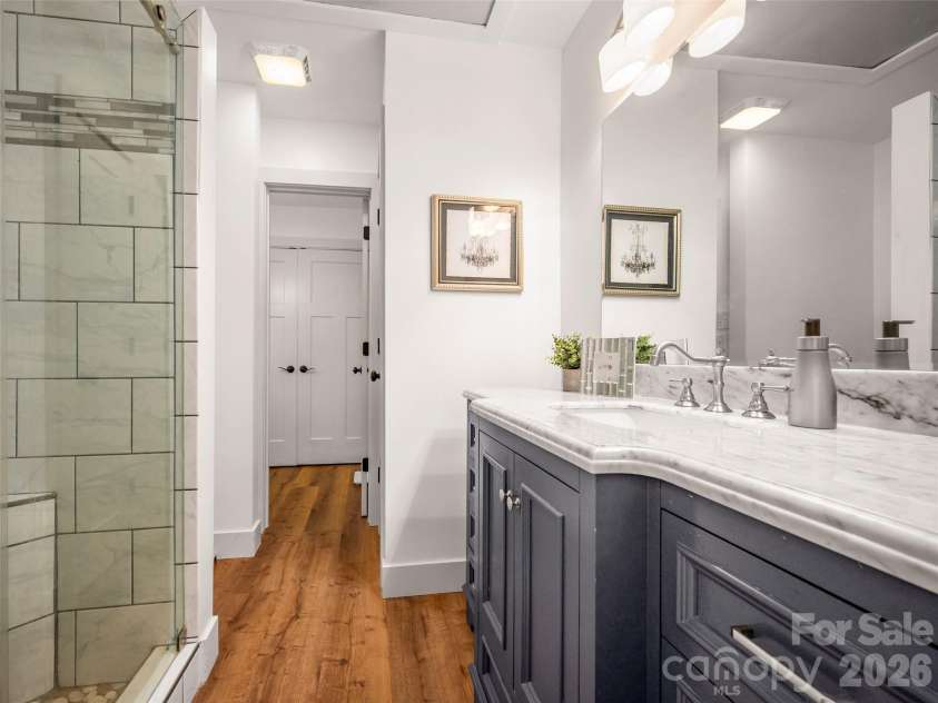 58 Timbertop Lane, Etowah, NC 28729.  MLS# CAR4421699, YatesRealty ID 48857. Primary Bathroomn