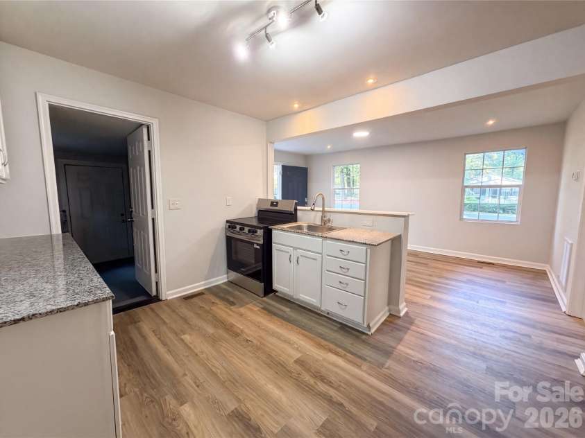 224 Avery Street, Fort Mill, SC 29715.  MLS# CAR4407466, YatesRealty ID 48858. 