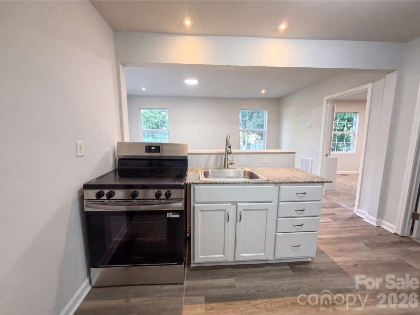224 Avery Street, Fort Mill, SC 29715.  MLS# CAR4407466, YatesRealty ID 48858. 