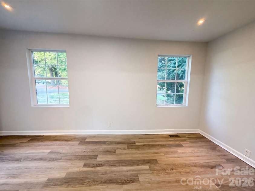 224 Avery Street, Fort Mill, SC 29715.  MLS# CAR4407466, YatesRealty ID 48858. 