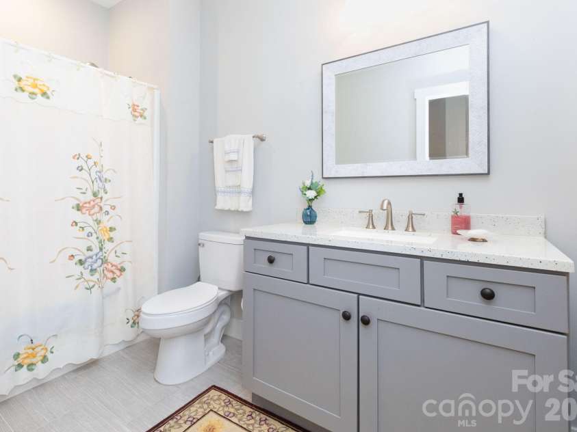138 Foxden Drive, Fletcher, NC 28732.  MLS# CAR4421389, YatesRealty ID 48859. 