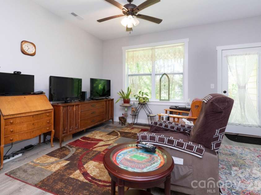 138 Foxden Drive, Fletcher, NC 28732.  MLS# CAR4421389, YatesRealty ID 48859. 