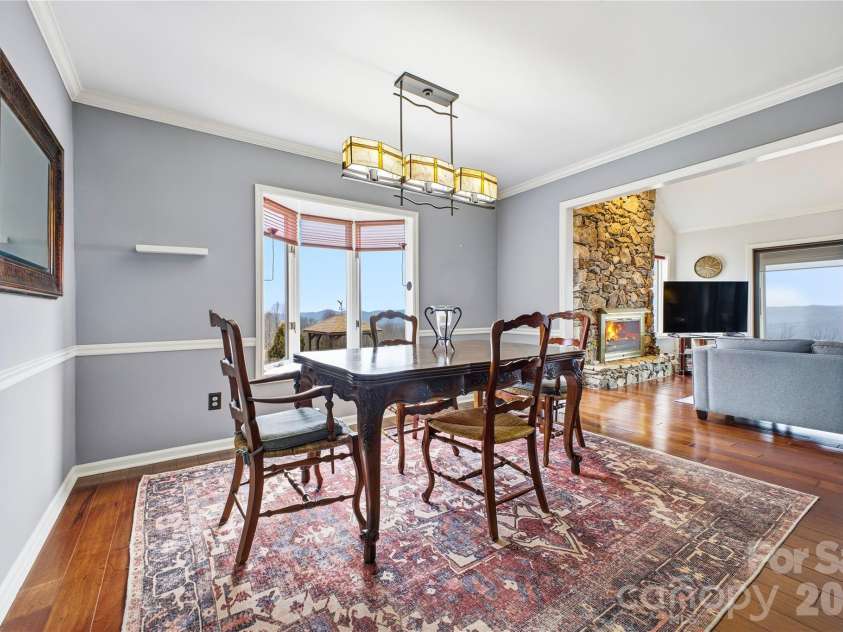 1403 Fleetwood Plaza, Hendersonville, NC 28739.  MLS# CAR4332853, YatesRealty ID 4886. 