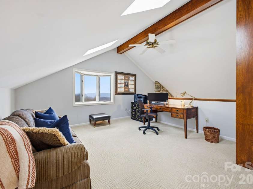 1403 Fleetwood Plaza, Hendersonville, NC 28739.  MLS# CAR4332853, YatesRealty ID 4886. 