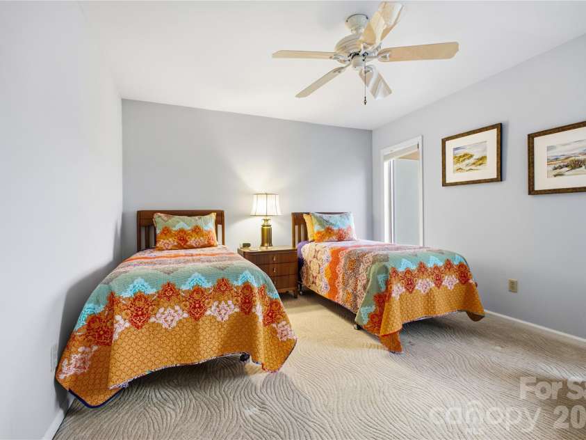 1403 Fleetwood Plaza, Hendersonville, NC 28739.  MLS# CAR4332853, YatesRealty ID 4886. 