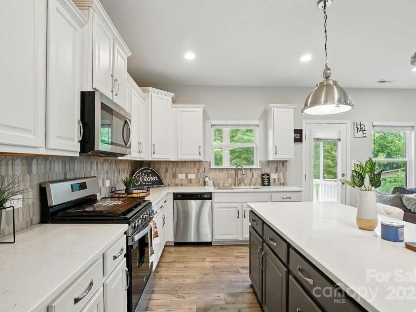 18619 Mainsail Court, Lancaster, SC 29720.  MLS# CAR4268719, YatesRealty ID 4886. 
