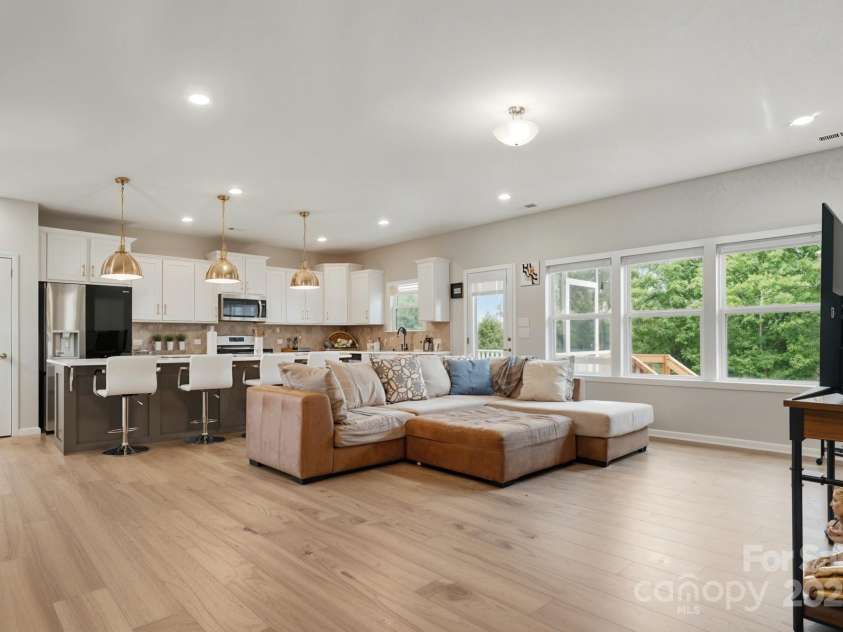 18619 Mainsail Court, Lancaster, SC 29720.  MLS# CAR4268719, YatesRealty ID 4886. Open Layout Concept