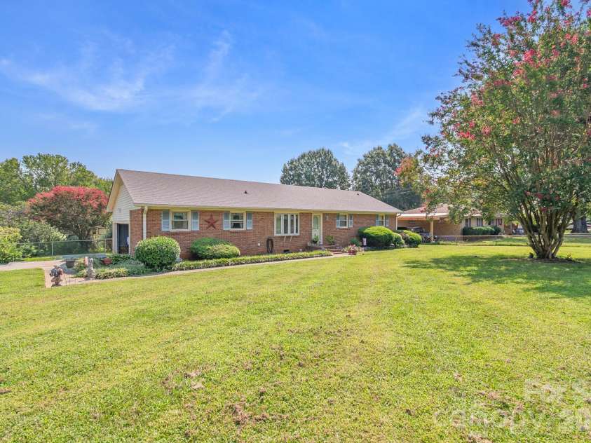 6424 Wilgrove Mint Hill Road, Mint Hill, NC 28227.  MLS# CAR4413641, YatesRealty ID 48860. 