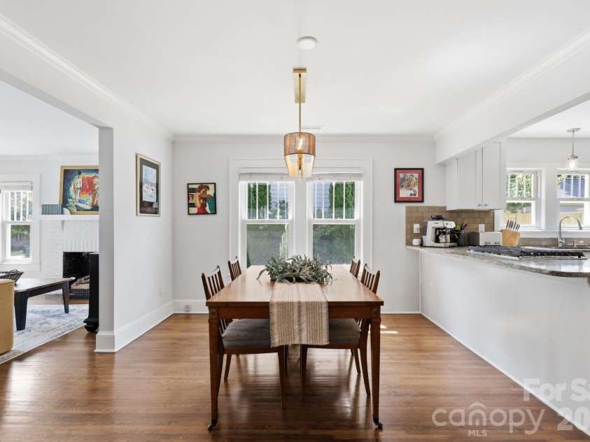 3405 Benard Avenue, Charlotte, NC 28206.  MLS# CAR4418724, YatesRealty ID 48862. 