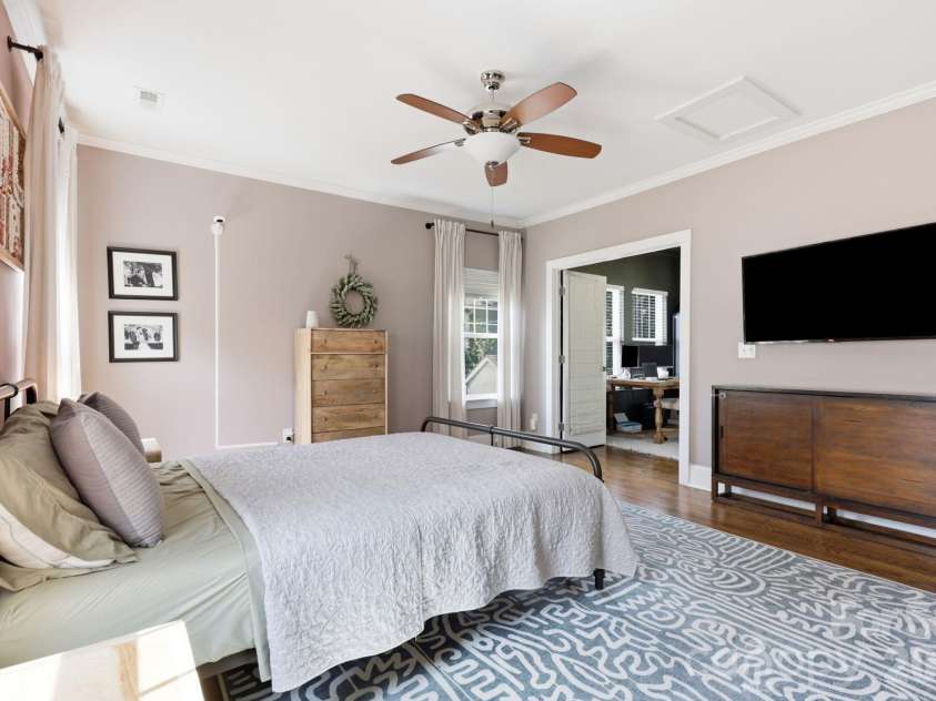3405 Benard Avenue, Charlotte, NC 28206.  MLS# CAR4418724, YatesRealty ID 48862. 