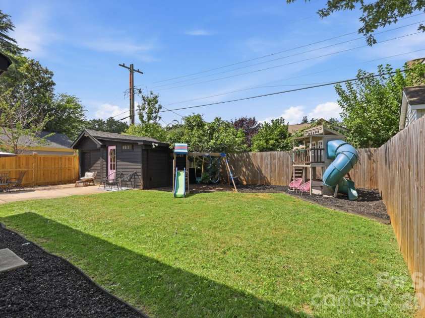 3405 Benard Avenue, Charlotte, NC 28206.  MLS# CAR4418724, YatesRealty ID 48862. 