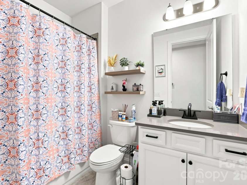 3038 Trace Meadow Court, York, SC 29745.  MLS# CAR4415710, YatesRealty ID 48863. Second Bath