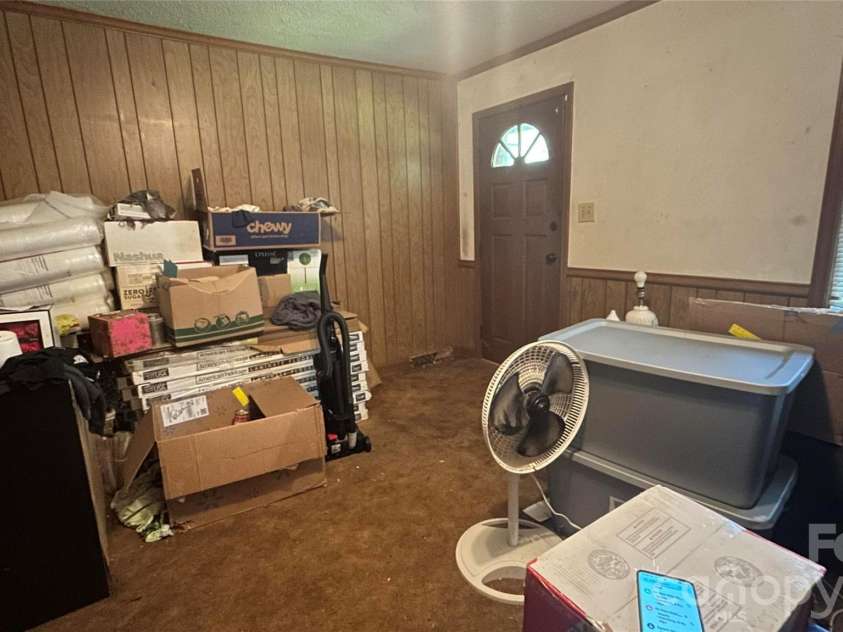 1105 Davis Street, Salisbury, NC 28146.  MLS# CAR4421718, YatesRealty ID 48864. 