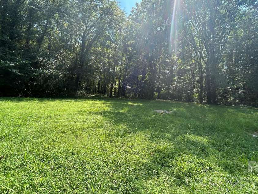 1105 Davis Street, Salisbury, NC 28146.  MLS# CAR4421718, YatesRealty ID 48864. 