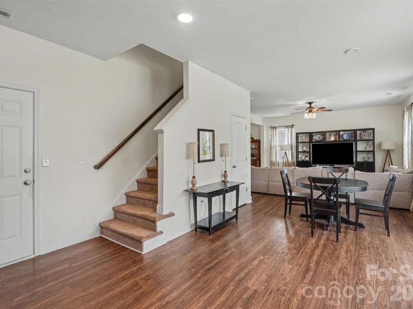 3604 Exbury Gardens Drive, Waxhaw, NC 28173.  MLS# CAR4421687, YatesRealty ID 48866. 