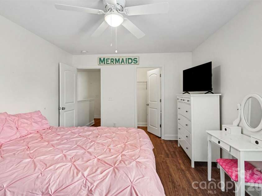 3604 Exbury Gardens Drive, Waxhaw, NC 28173.  MLS# CAR4421687, YatesRealty ID 48866. 