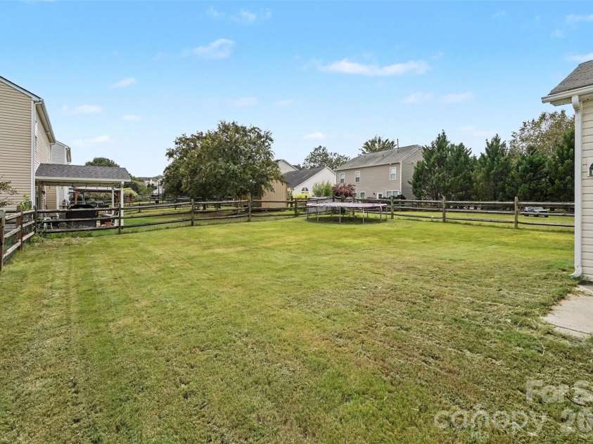 3604 Exbury Gardens Drive, Waxhaw, NC 28173.  MLS# CAR4421687, YatesRealty ID 48866. 