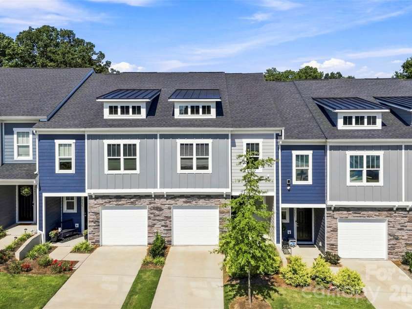 2629 Ruby Dixon Crossing Drive, Gastonia, NC 28056.  MLS# CAR4421412, YatesRealty ID 48867. 