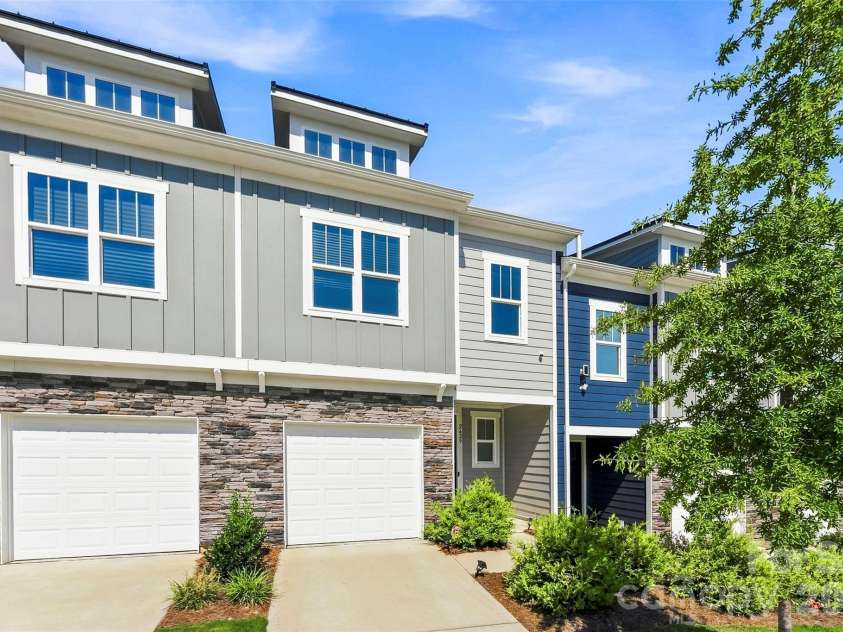 2629 Ruby Dixon Crossing Drive, Gastonia, NC 28056.  MLS# CAR4421412, YatesRealty ID 48867. 