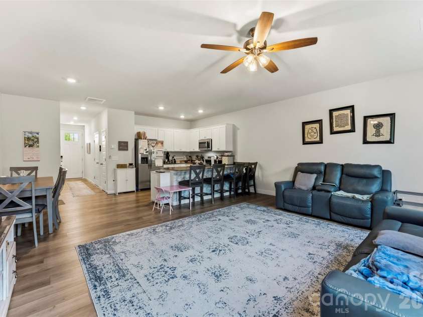 2629 Ruby Dixon Crossing Drive, Gastonia, NC 28056.  MLS# CAR4421412, YatesRealty ID 48867. 