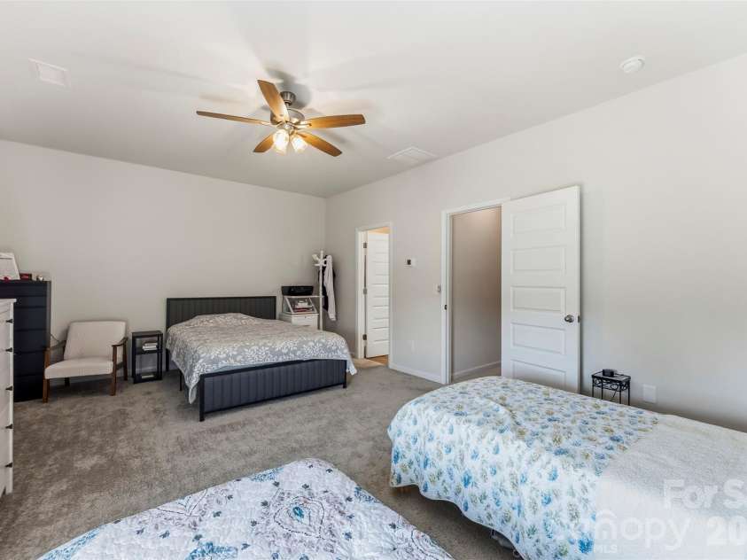 2629 Ruby Dixon Crossing Drive, Gastonia, NC 28056.  MLS# CAR4421412, YatesRealty ID 48867. 