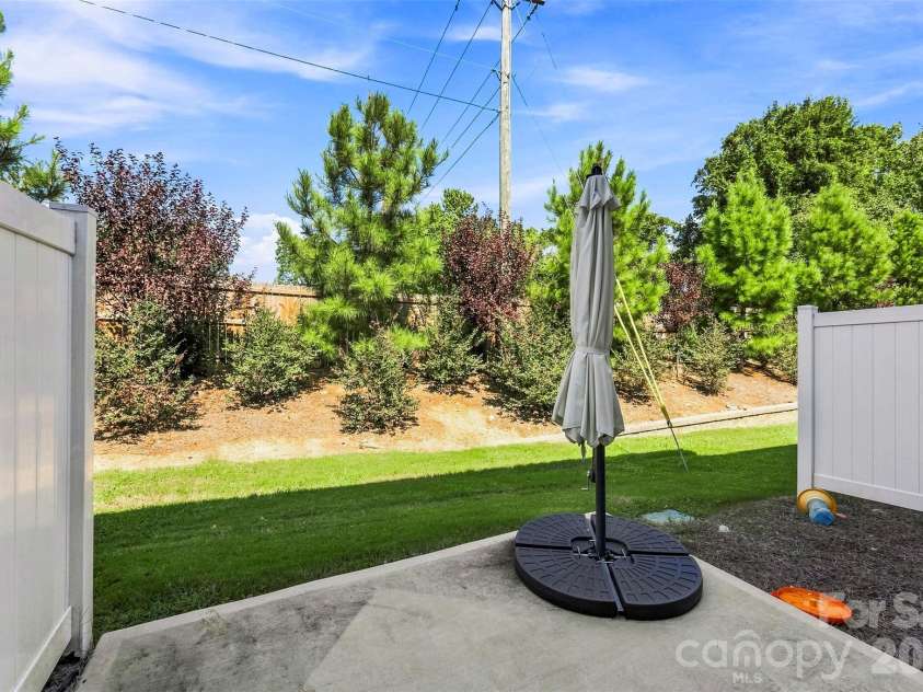 2629 Ruby Dixon Crossing Drive, Gastonia, NC 28056.  MLS# CAR4421412, YatesRealty ID 48867. 