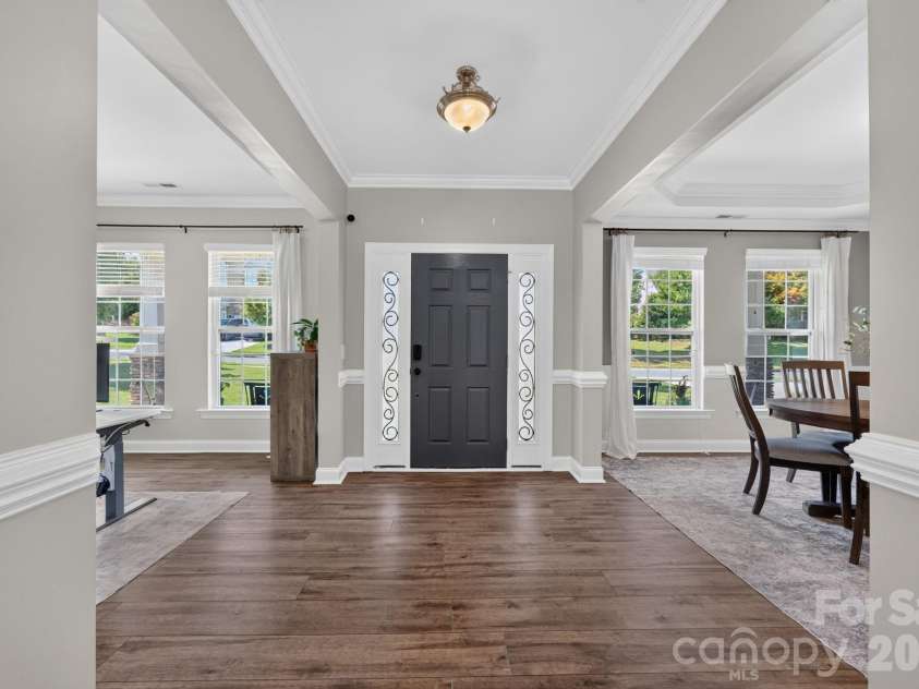 15110 Brannock Hills Drive, Charlotte, NC 28278.  MLS# CAR4420573, YatesRealty ID 48868. 