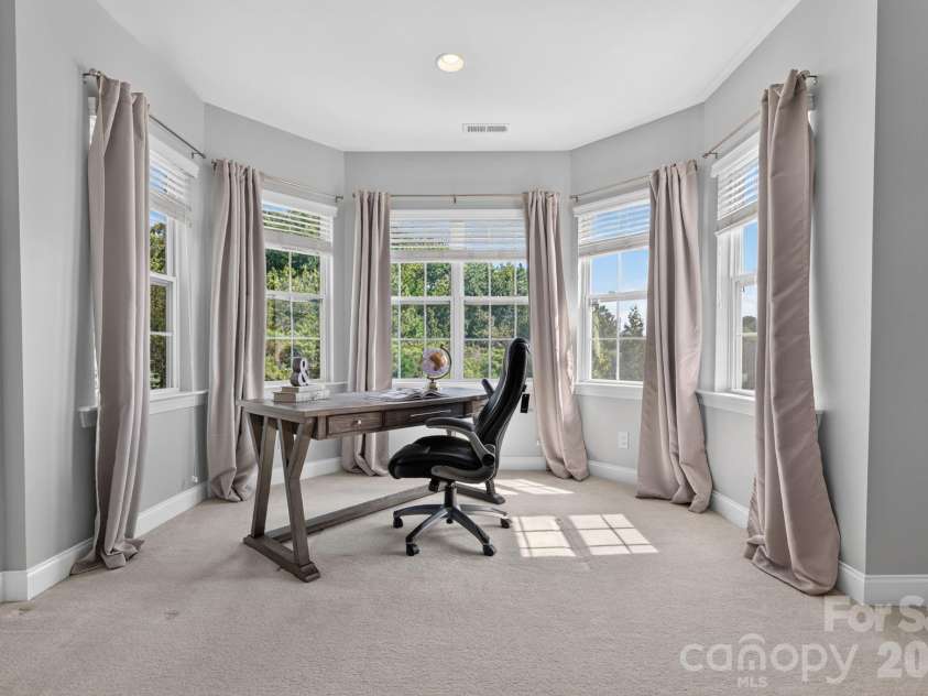 15110 Brannock Hills Drive, Charlotte, NC 28278.  MLS# CAR4420573, YatesRealty ID 48868. 
