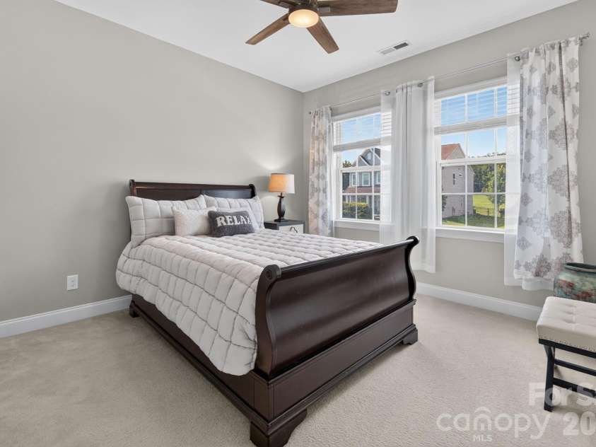 15110 Brannock Hills Drive, Charlotte, NC 28278.  MLS# CAR4420573, YatesRealty ID 48868. 