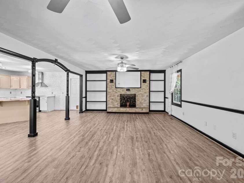 949 Dav Road, Hays, NC 28635.  MLS# CAR4421327, YatesRealty ID 48869. 