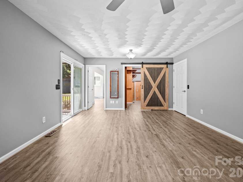 949 Dav Road, Hays, NC 28635.  MLS# CAR4421327, YatesRealty ID 48869. 