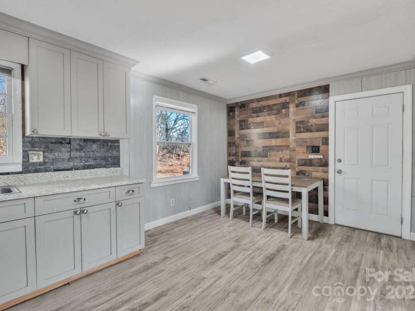 3301 10th Avenue, Conover, NC 28613.  MLS# CAR4219810, YatesRealty ID 4887. 