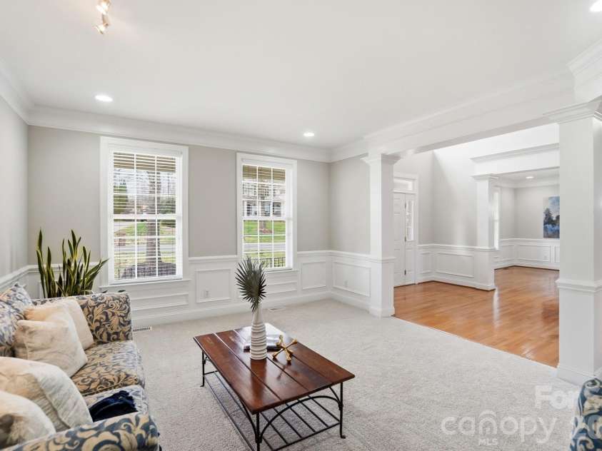 8205 Sturminster Drive, Waxhaw, NC 28173.  MLS# CAR4350070, YatesRealty ID 4887. 